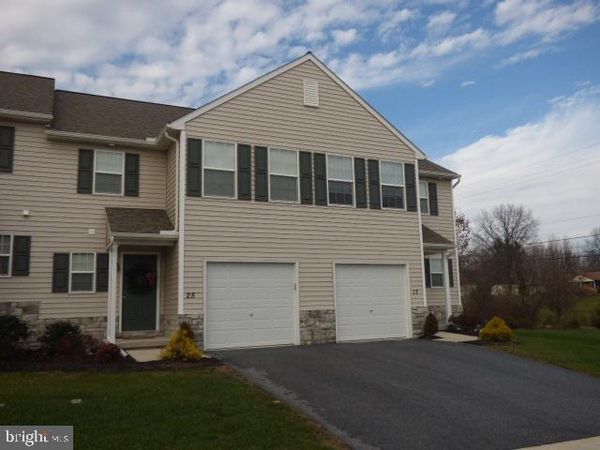 25 CEDAR RUN DRIVE, YORK, PA 17404