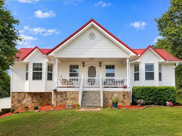 894 Crosby Lane , Spring City, TN 37381