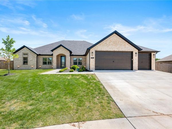 311 Bequette Lane , Centerton, AR 72719