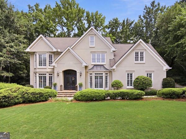 10670 Kingsmark Trail, Alpharetta, GA 30022