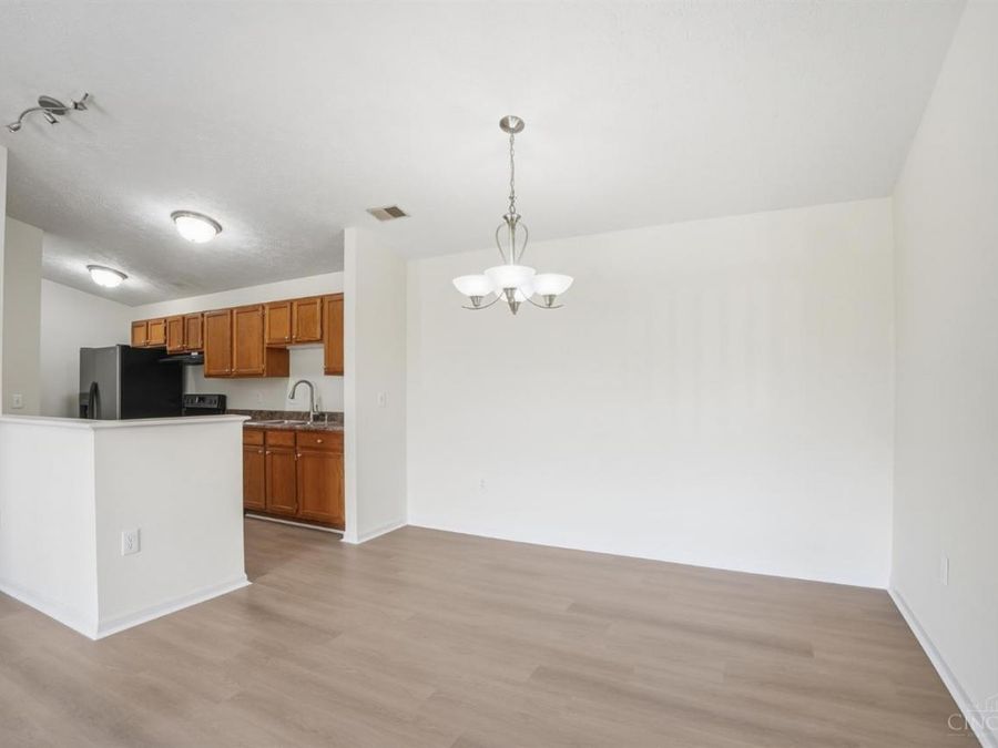 7372 Ridgepoint Drive, Unit 10, Anderson Township, OH 45230 Photo 11
