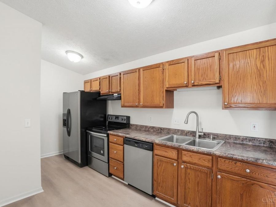 7372 Ridgepoint Drive, Unit 10, Anderson Township, OH 45230 Photo 14