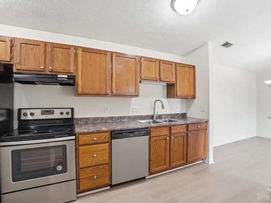 7372 Ridgepoint Drive, Unit 10, Anderson Township, OH 45230 Photo 15