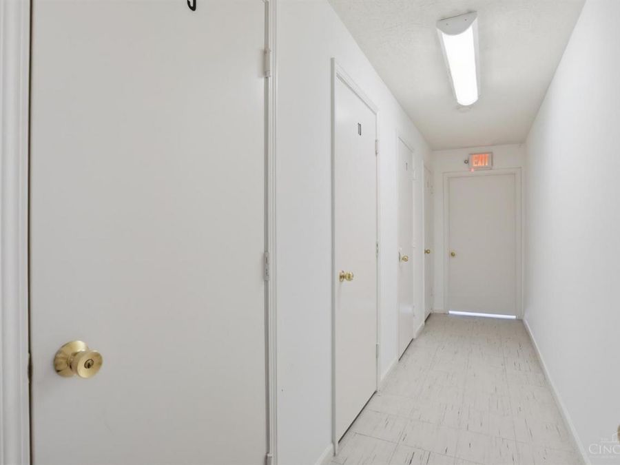 7372 Ridgepoint Drive, Unit 10, Anderson Township, OH 45230 Photo 37