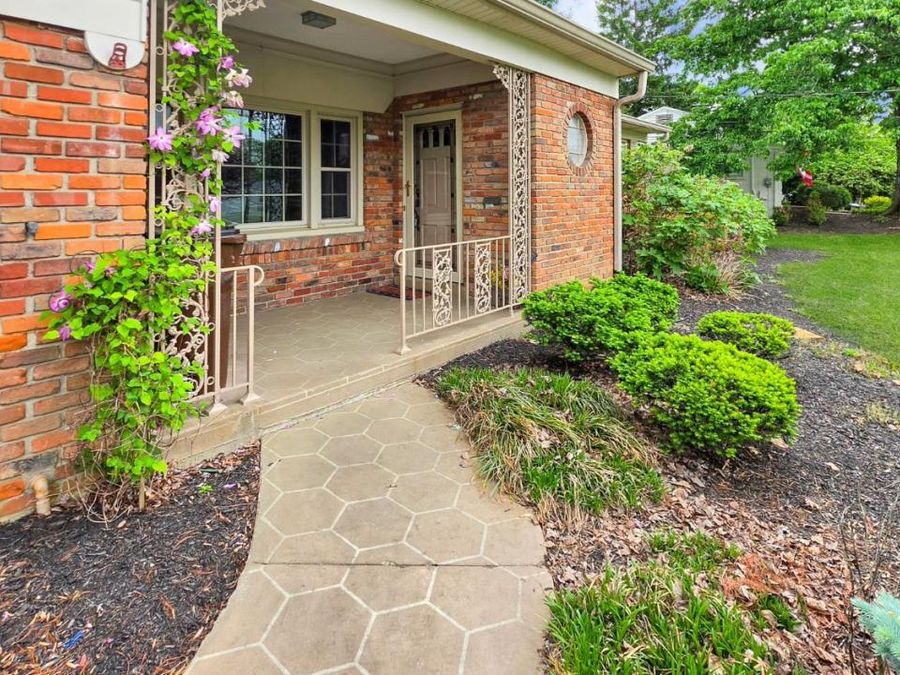 7963 Mitchell Farm Lane, Montgomery, OH 45242 Photo 5