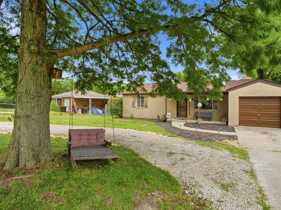 6027 Springdale Road, Colerain Township, OH 45247 Photo 2