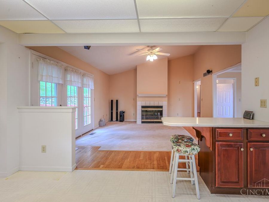 560 Leo Drive, Hamilton, OH 45013 Photo 10