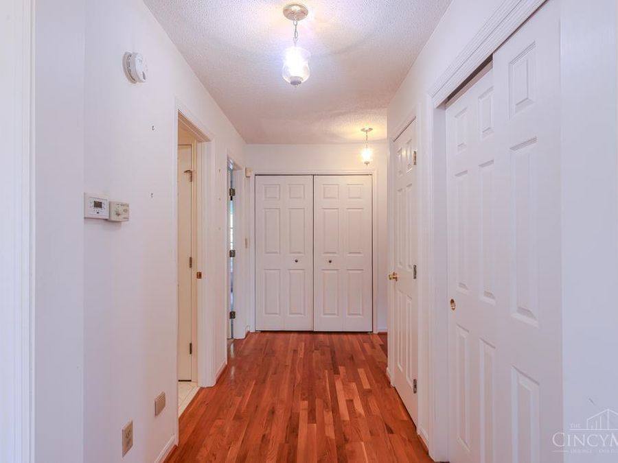 560 Leo Drive, Hamilton, OH 45013 Photo 13