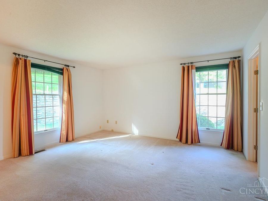 560 Leo Drive, Hamilton, OH 45013 Photo 15