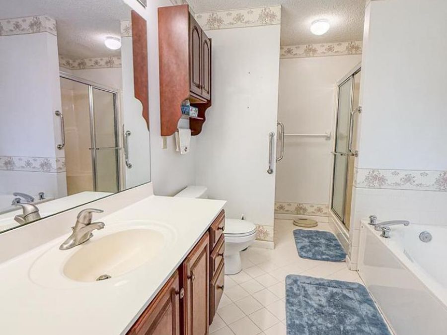 560 Leo Drive, Hamilton, OH 45013 Photo 17