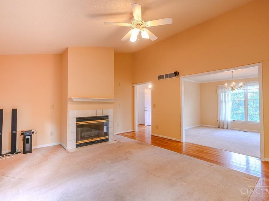 560 Leo Drive, Hamilton, OH 45013 Photo 3