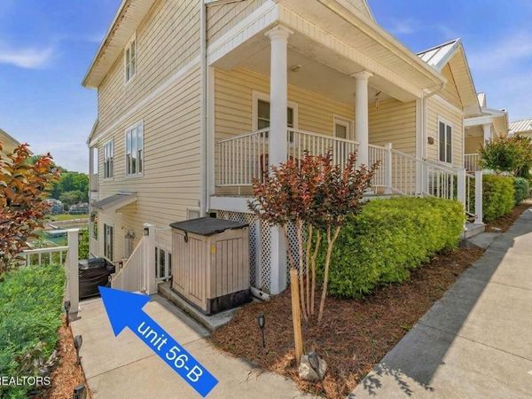 179 N Deer Village Lane , Unit 56-B, La Follette, TN 37766