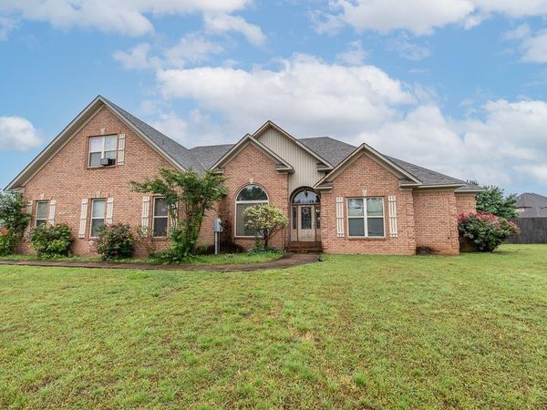 80 EASLEY CT , Munford, TN 38058