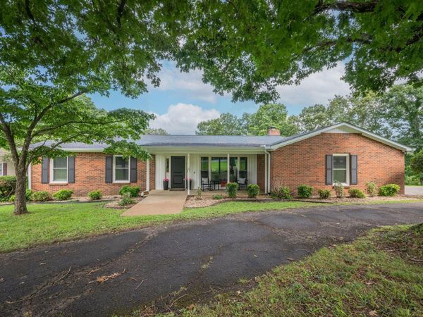 202 Rouse Road , Dickson, TN 37055