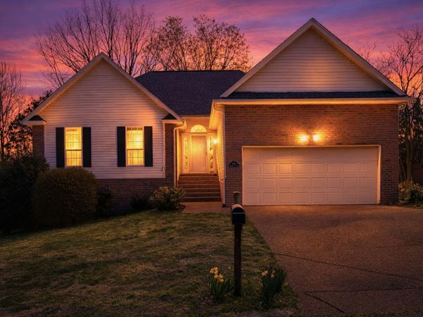 104 Woodfield Ct , Nashville, TN 37211