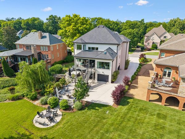 5207 Country Club Dr , Brentwood, TN 37027