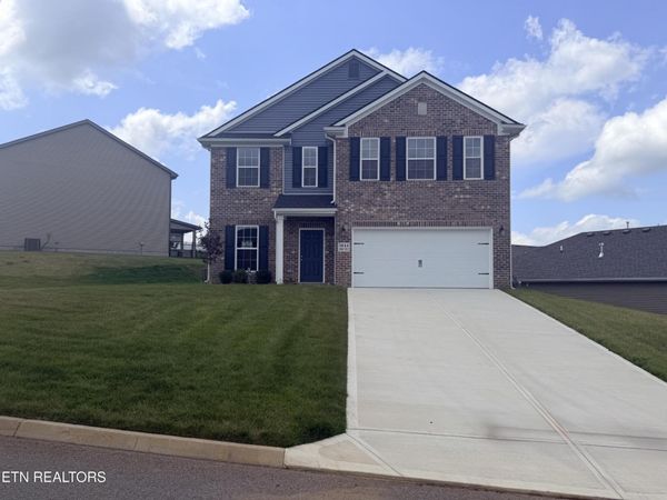 3644 Crimson Circle , Maryville, TN 37801
