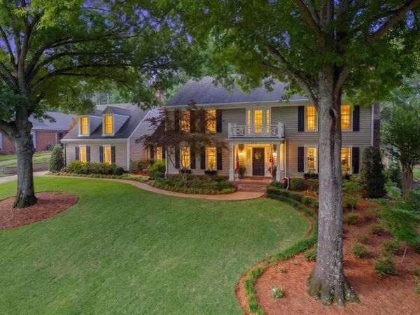 8359 DRURY LN, Germantown, TN 38139