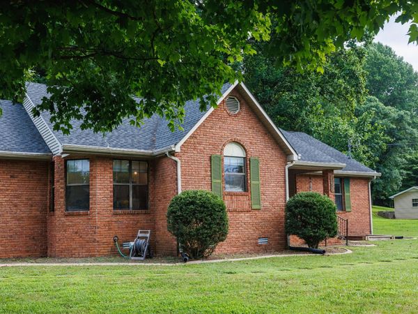 1562 Edgefield Ct , Cookeville, TN 38506