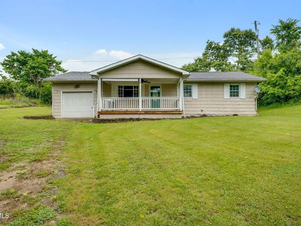 194 Circle Drive, Castlewood, VA 24224