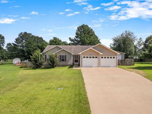 11 Royal Cir , Batesville, AR 72501