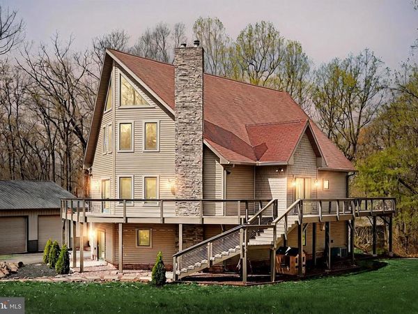 3405 COLONIAL ROAD, DOVER, PA 17315