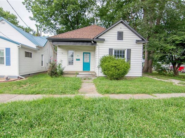 407 N 8th Street , Vandalia, IL 62471