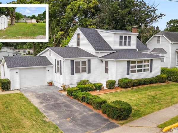 801 E Hanover Street , New Baden, IL 62265