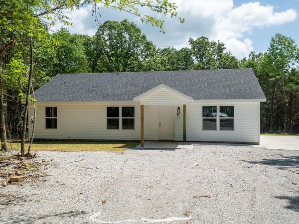 277 Madison county road 6124 , Elkins, AR 72727