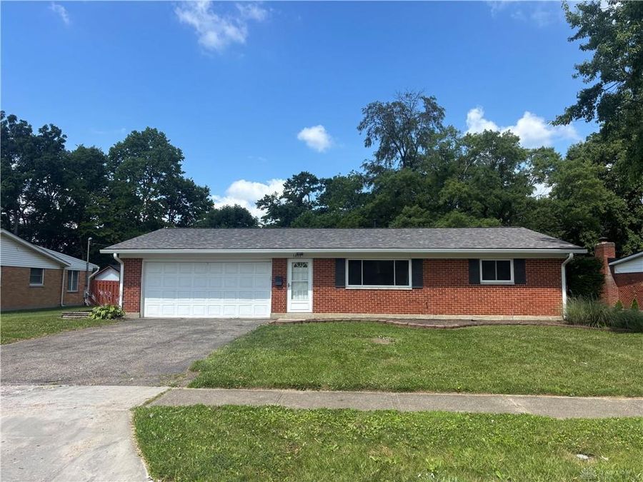 3833 Pobst Drive, Kettering, OH 45420 Photo 1