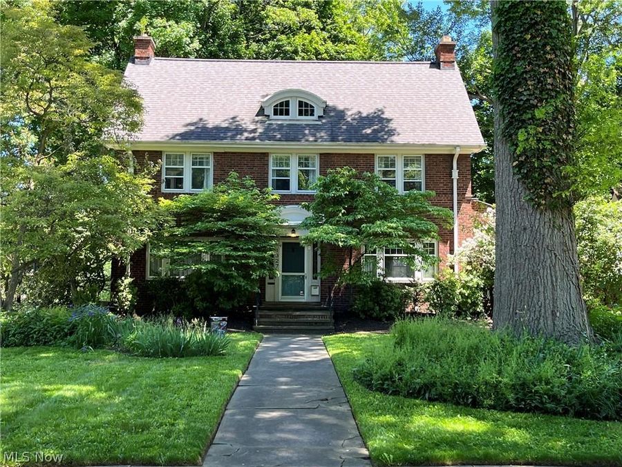 1327 Oakridge Drive , Cleveland Heights, OH 44121 Photo 1