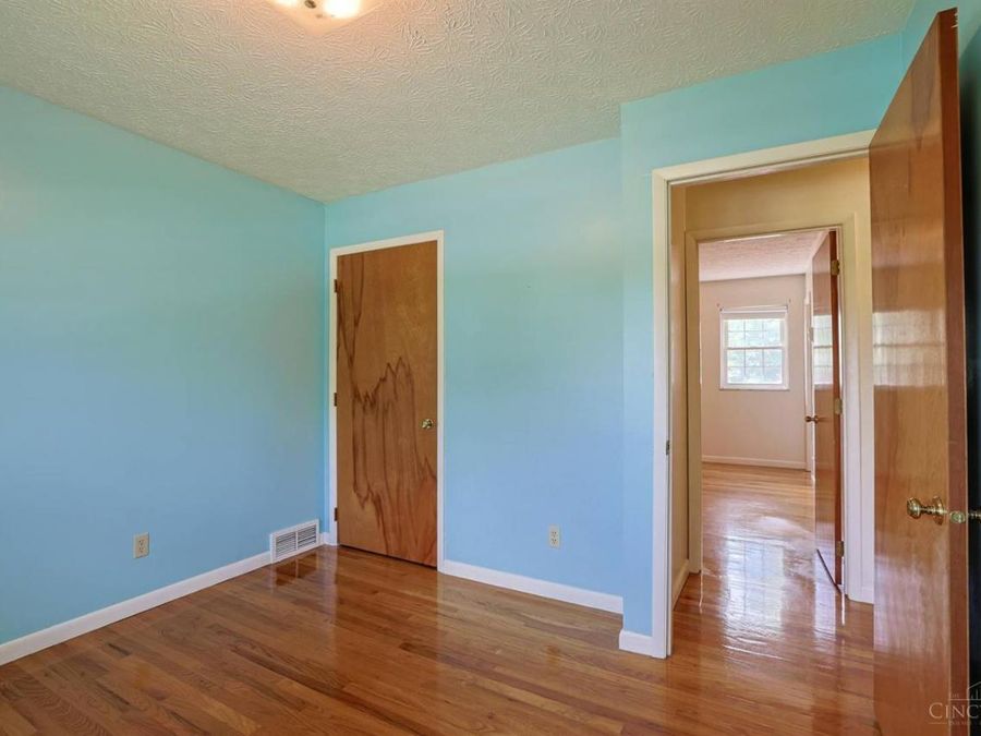 8285 Taffy Drive, West Chester, OH 45069 Photo 21