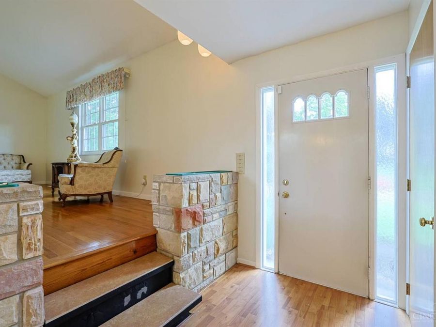 8285 Taffy Drive, West Chester, OH 45069 Photo 3