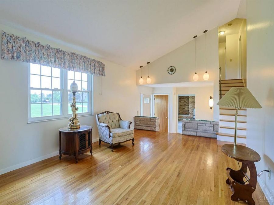 8285 Taffy Drive, West Chester, OH 45069 Photo 7