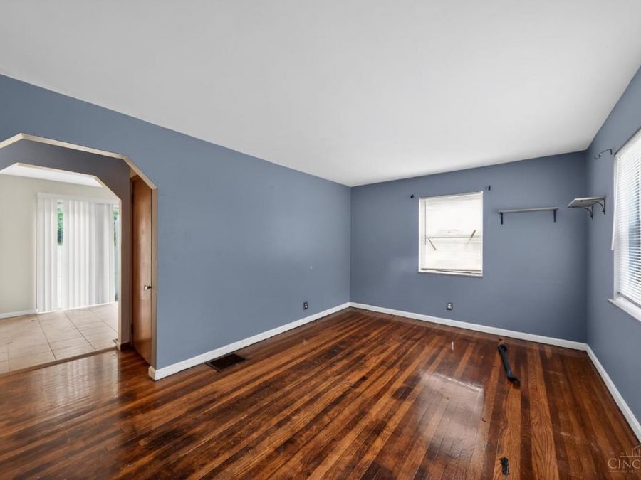 218 Ridgeway Road, Cincinnati, OH 45216 Photo 10