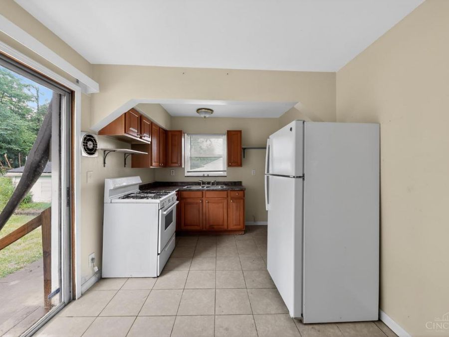 218 Ridgeway Road, Cincinnati, OH 45216 Photo 16