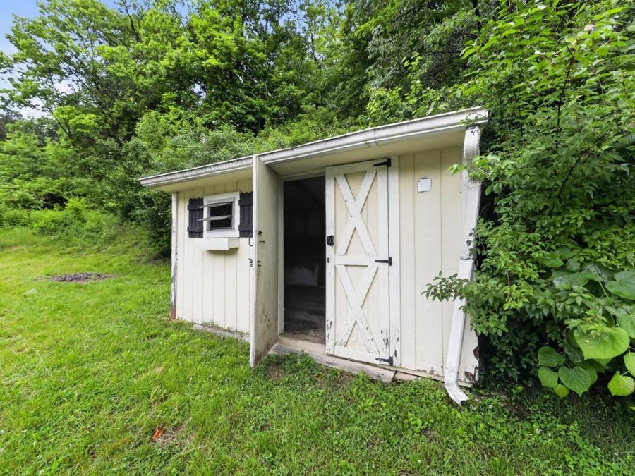 218 Ridgeway Road, Cincinnati, OH 45216 Photo 7