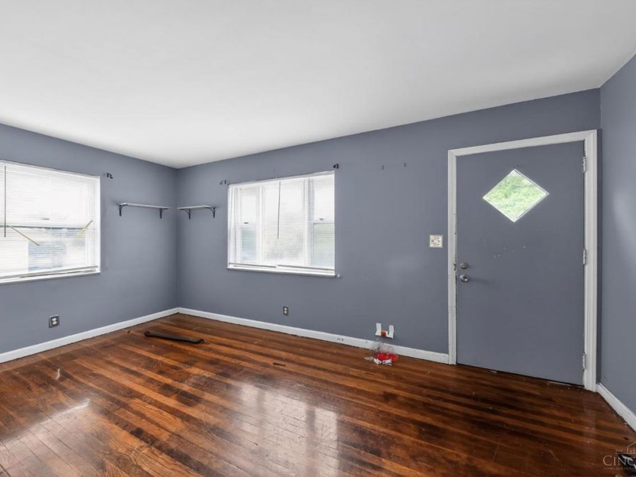 218 Ridgeway Road, Cincinnati, OH 45216 Photo 9