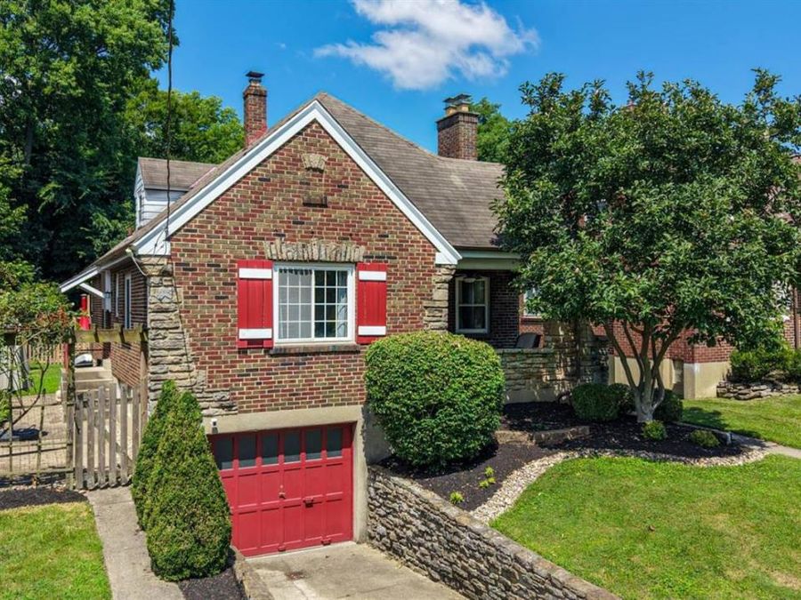 4145 Sherel Lane, Cincinnati, OH 45209 Photo 2