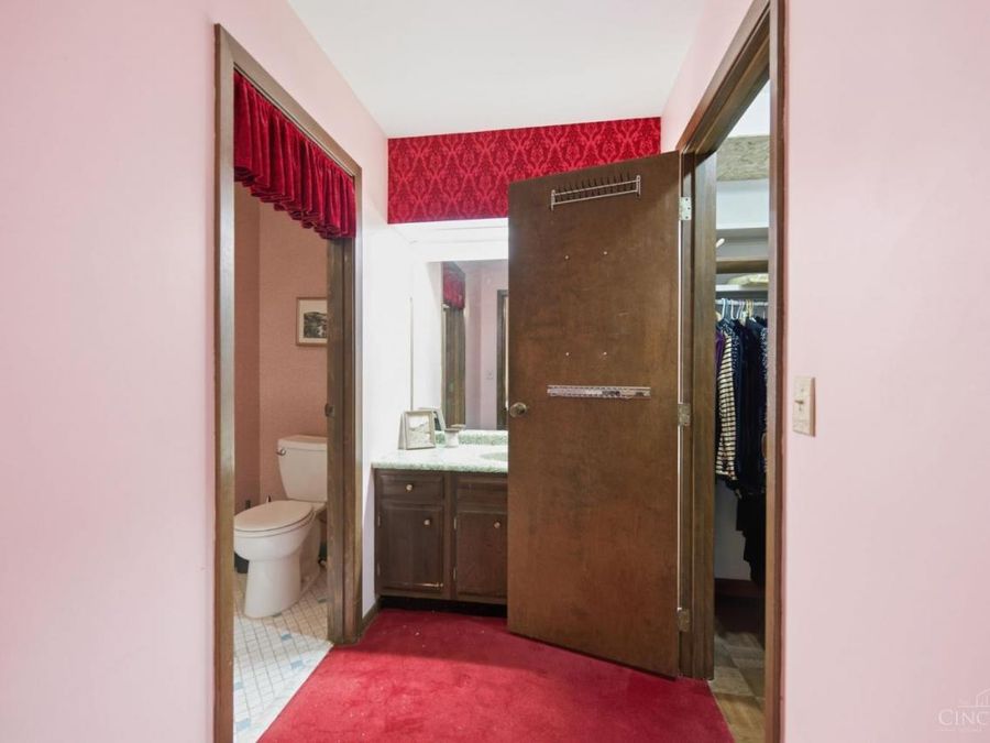 2056 Persimmon Court, Springfield Township, OH 45231 Photo 38