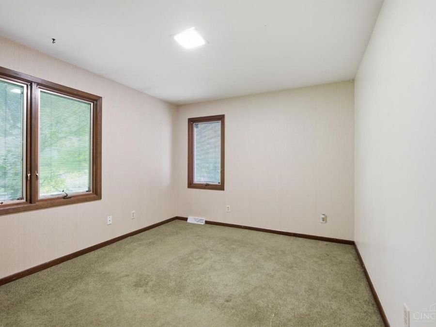 2056 Persimmon Court, Springfield Township, OH 45231 Photo 40