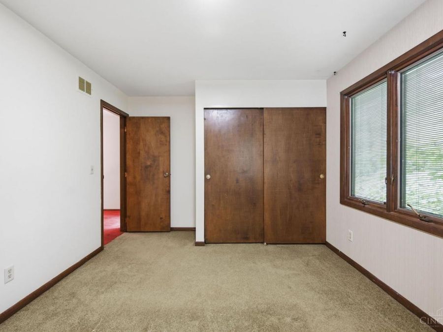 2056 Persimmon Court, Springfield Township, OH 45231 Photo 41