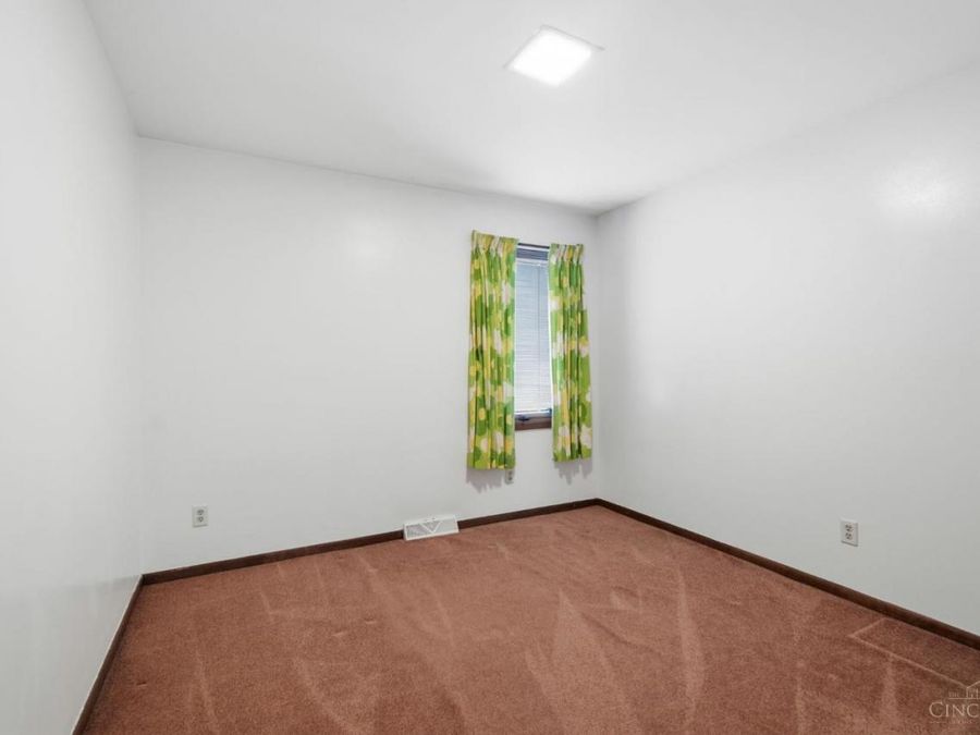2056 Persimmon Court, Springfield Township, OH 45231 Photo 42