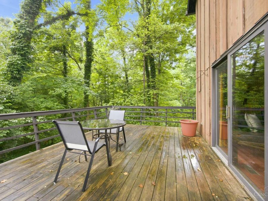 2056 Persimmon Court, Springfield Township, OH 45231 Photo 62