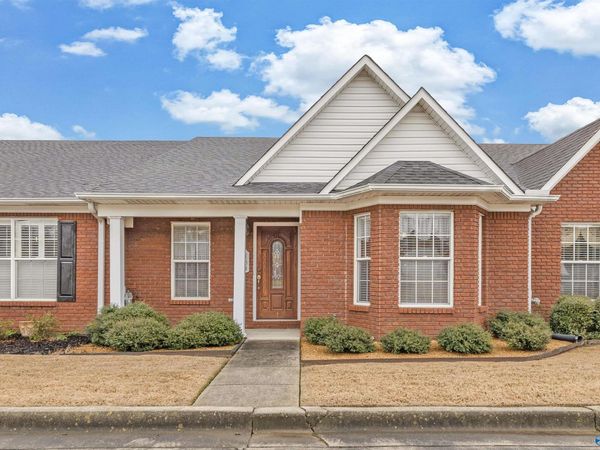 734 Martin Street SW, Hartselle, AL 35640