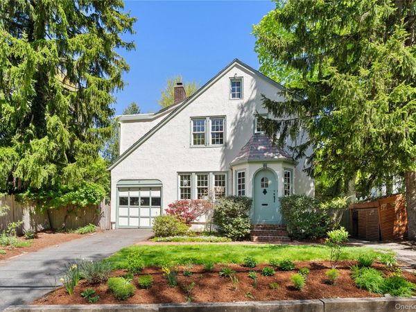 81 Walgrove Avenue , Dobbs Ferry, NY 10522