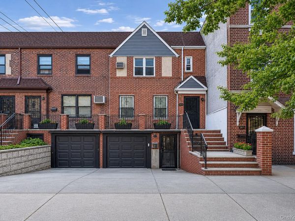 25-75 43rd Street , Astoria, NY 11103