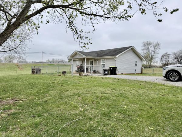 3781 Memory Lane , Hopkinsville, KY 42240