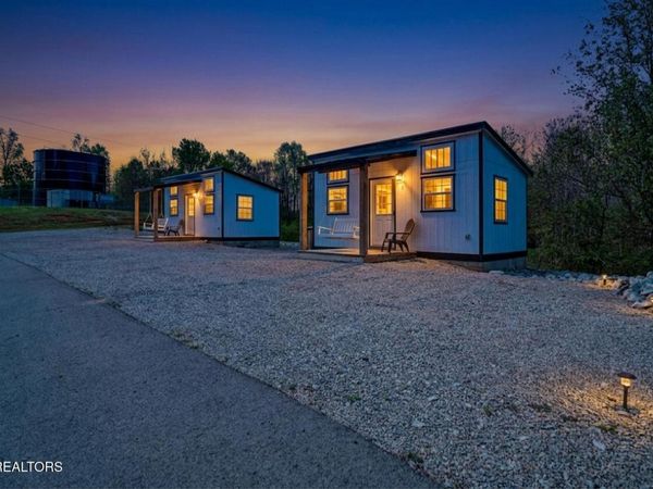 5087 Eagles Cove Rd , Byrdstown, TN 38549