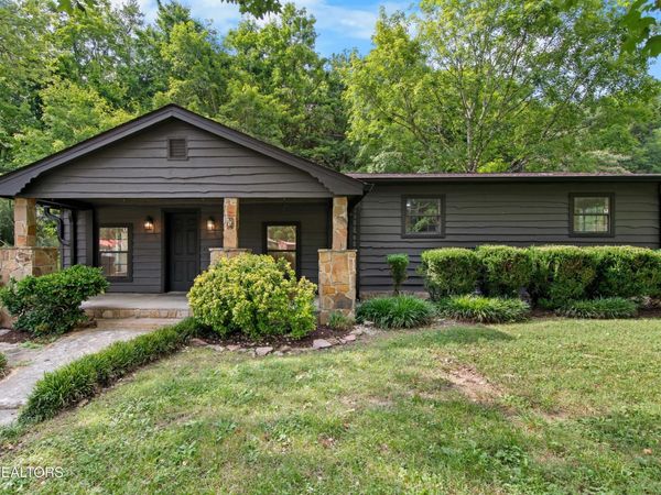 1729 W Brushy Valley Drive , Powell, TN 37849